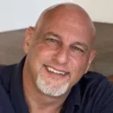 Mark Schlossberg headshot